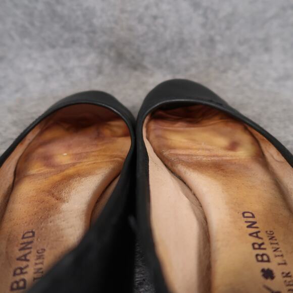 Lucky Brand Shoes Womens 8 Ballet Flats Black Leather Slip On Round Toe Classic - Picture 12 of 13